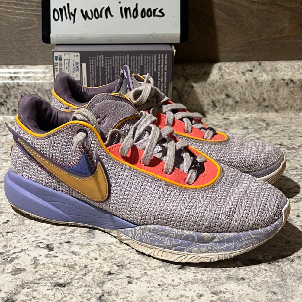 Lebron 20 EP Violet Frost